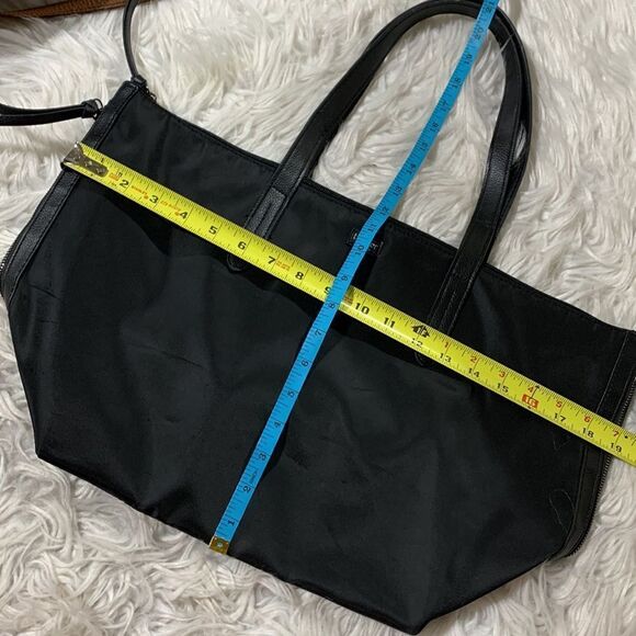 BOTKIER Black tote bag zip top zip/slip interior pockets decorative side zips - Picture 12 of 15